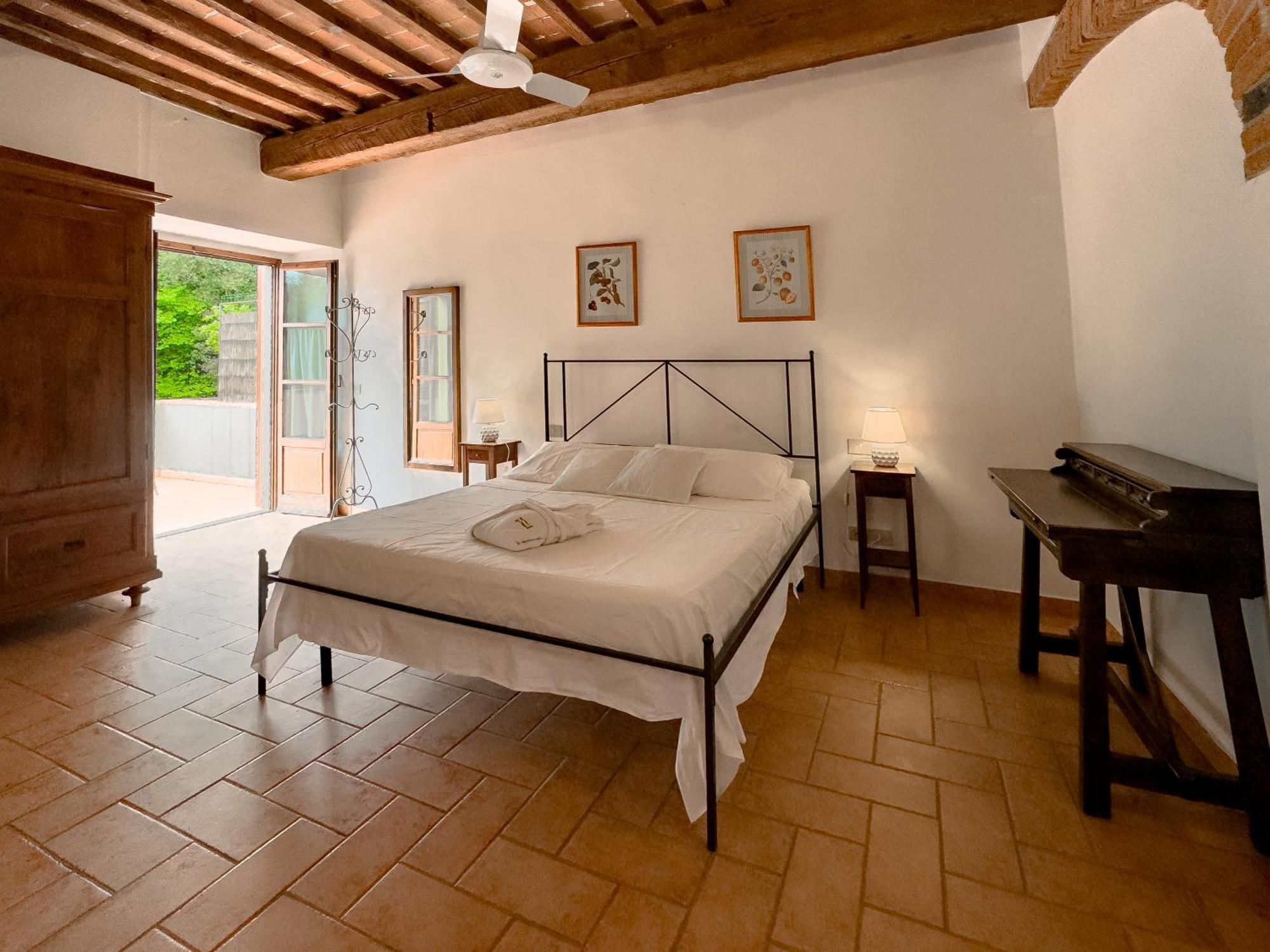 La Ferriera Exclusive Resort - Pool & Waterfall Loro Ciuffenna Eksteriør bilde