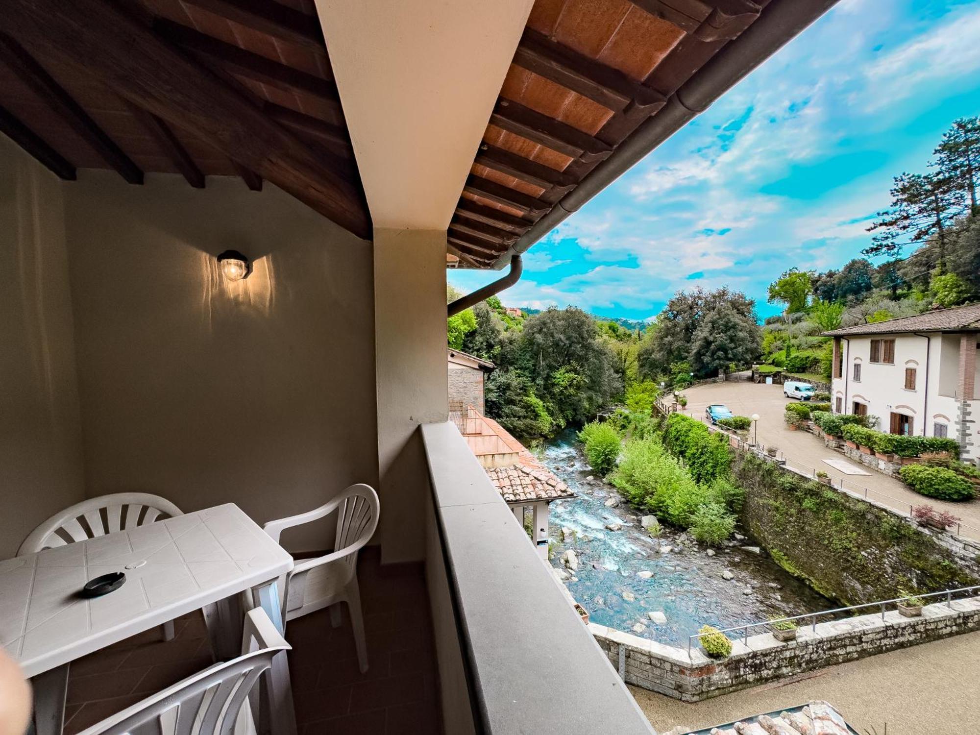 La Ferriera Exclusive Resort - Pool & Waterfall Loro Ciuffenna Eksteriør bilde